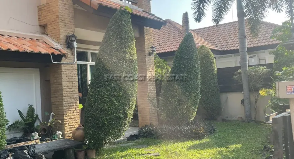For rent and for sale 3 bedrooms house in Bang Lamung, Chonburi