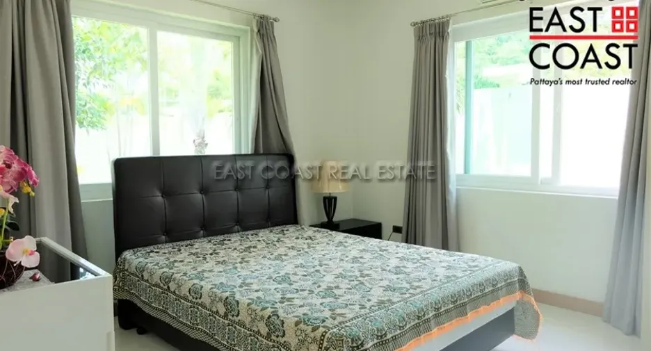 For rent and for sale 3 bedrooms house in Bang Lamung, Chonburi