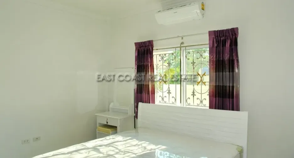 For rent and for sale 3 bedrooms house in Bang Lamung, Chonburi