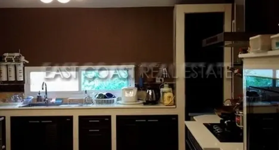 For rent and for sale 3 bedrooms house in Bang Lamung, Chonburi