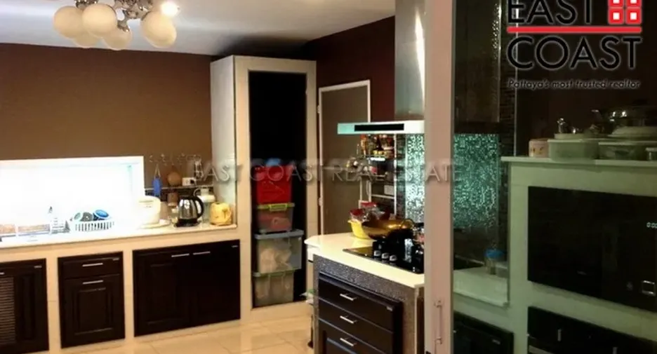 For rent and for sale 3 bedrooms house in Bang Lamung, Chonburi