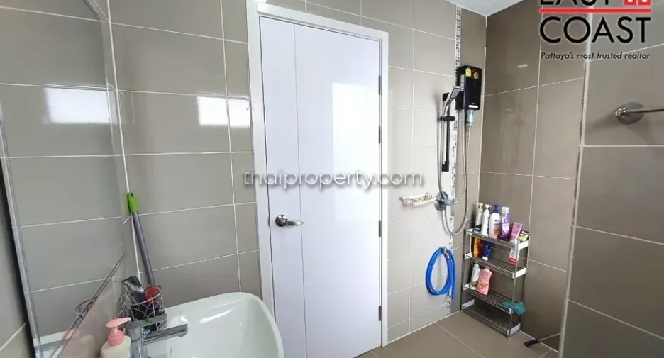 For rent and for sale 3 bedrooms house in Bang Lamung, Chonburi