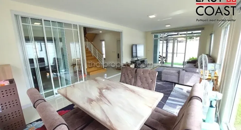 For rent and for sale 3 bedrooms house in Bang Lamung, Chonburi