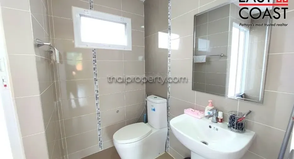 For rent and for sale 3 bedrooms house in Bang Lamung, Chonburi