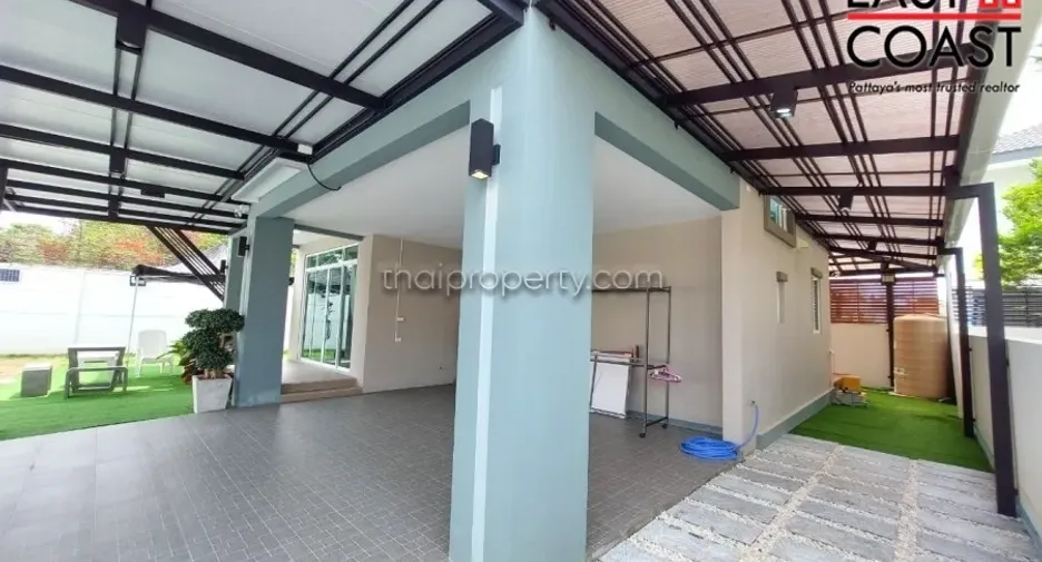 For rent and for sale 3 bedrooms house in Bang Lamung, Chonburi