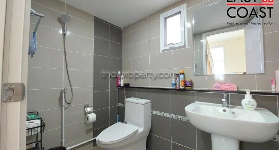 For rent and for sale 3 bedrooms house in Bang Lamung, Chonburi
