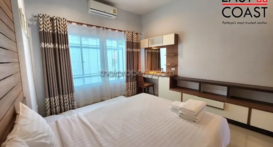 For rent and for sale 4 bedrooms house in Bang Lamung, Chonburi