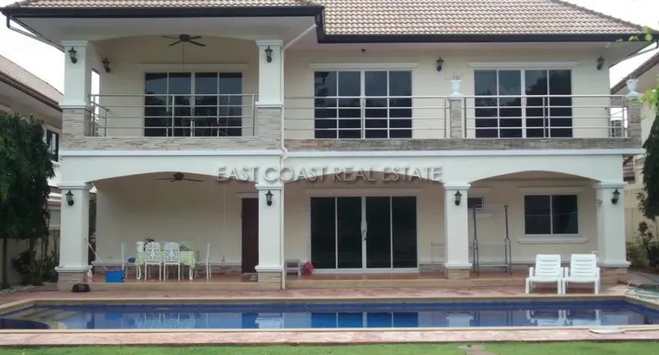 For rent and for sale 4 bedrooms house in Bang Lamung, Chonburi