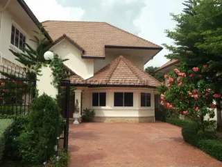 For Rent 4 Bedroom House In Bang Lamung, Chonburi