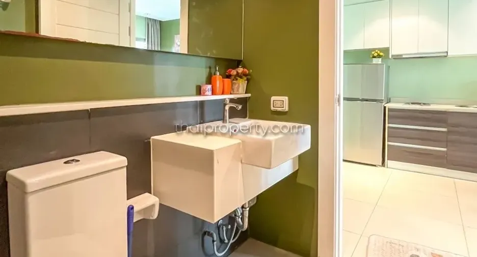 Wohnung zur Miete und zum Kauf mit 1 Zimmer in Bang Lamung, Chonburi