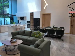 Haus zur Miete und zum Kauf mit 3 Zimmer in Bang Lamung, Chonburi