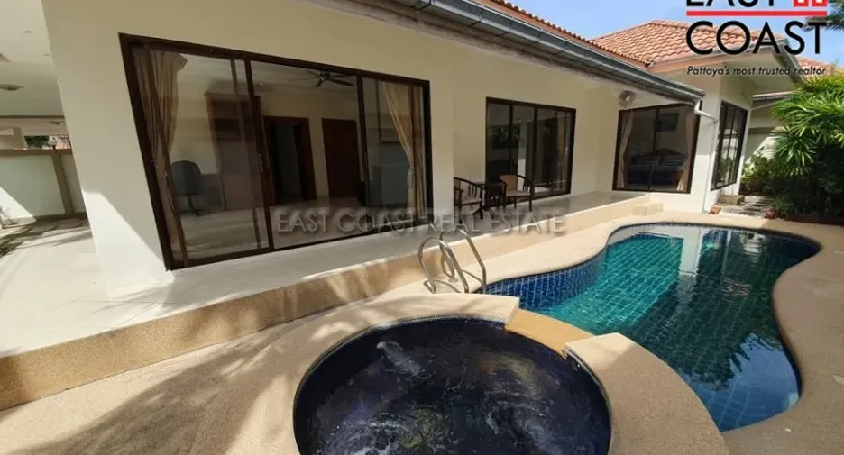 À louer et à vendre 3 chambres maison à Jomtien, Pattaya