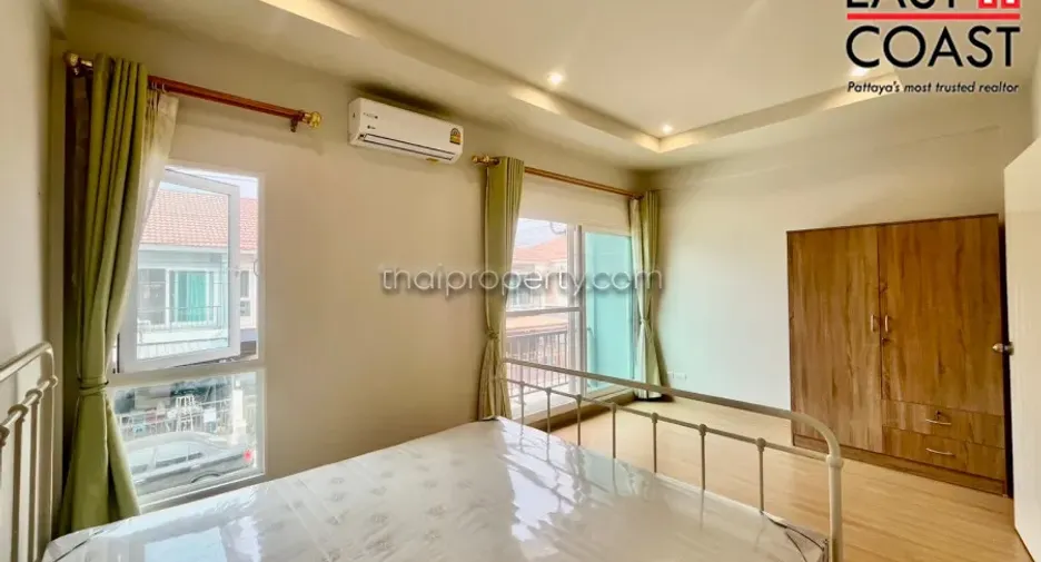 Haus zur Miete mit 3 Zimmer in Bang Lamung, Chonburi