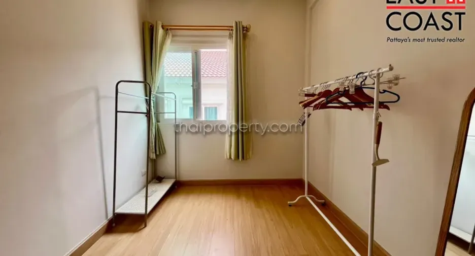 Haus zur Miete mit 3 Zimmer in Bang Lamung, Chonburi