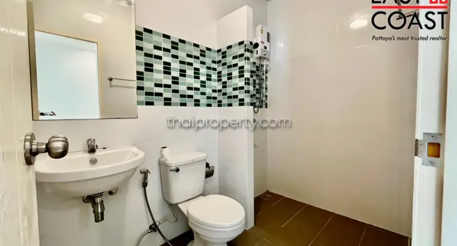 Haus zur Miete mit 3 Zimmer in Bang Lamung, Chonburi