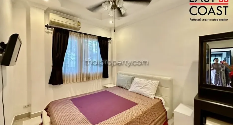 For rent and for sale 4 bedrooms house in Jomtien, Pattaya