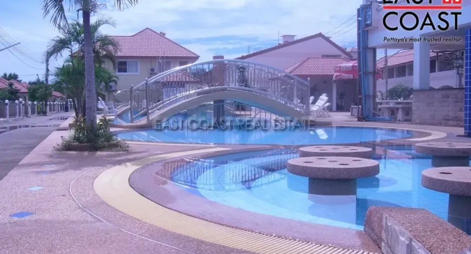 For rent 2 bedrooms condo in Bang Lamung, Chonburi