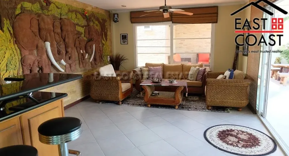 For rent and for sale 4 bedrooms house in Bang Lamung, Chonburi