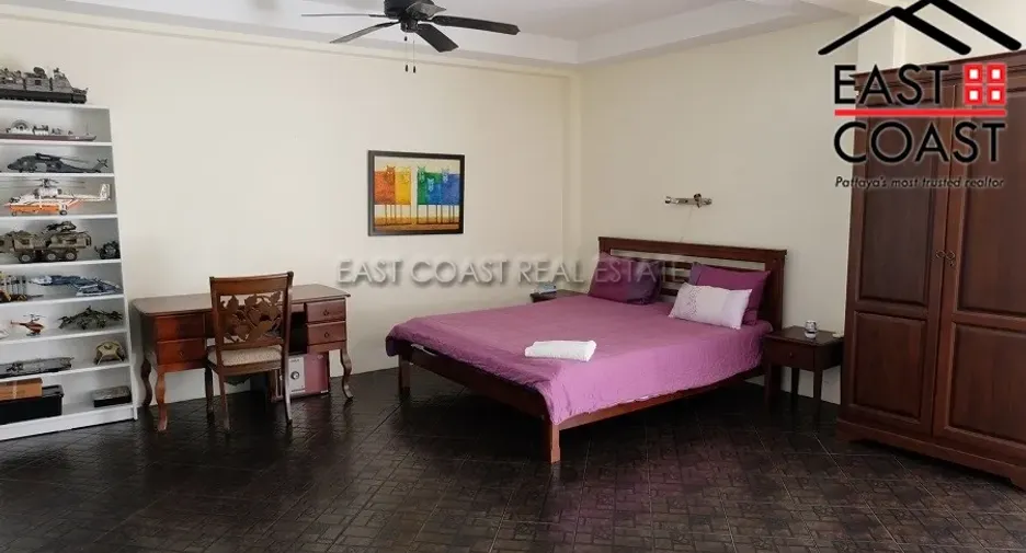 For rent and for sale 4 bedrooms house in Bang Lamung, Chonburi