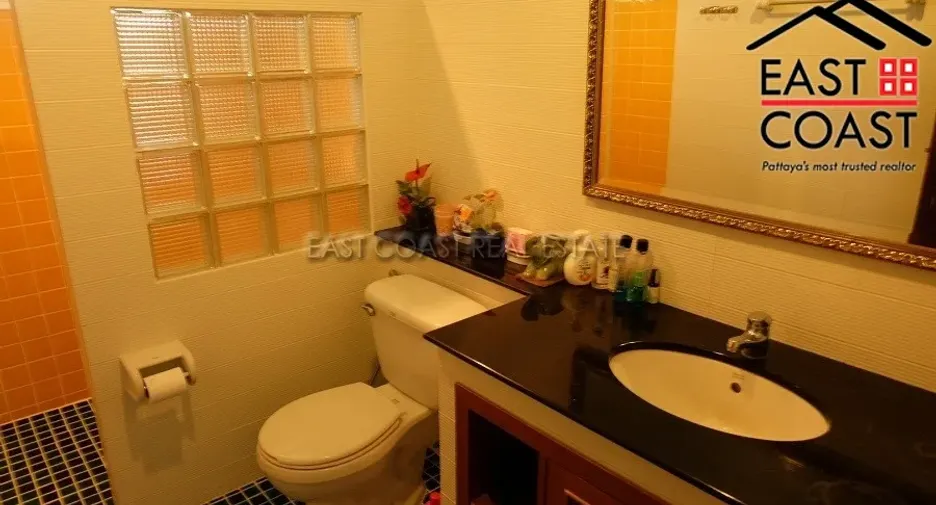 For rent and for sale 4 bedrooms house in Bang Lamung, Chonburi