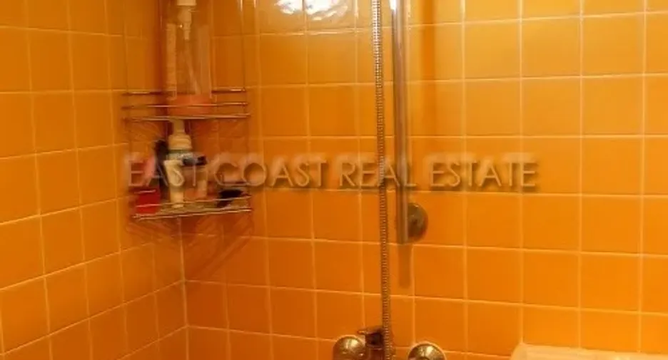 For rent and for sale 4 bedrooms house in Bang Lamung, Chonburi