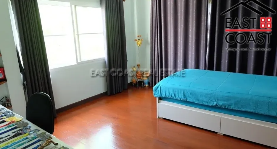 For rent and for sale 4 bedrooms house in Bang Lamung, Chonburi
