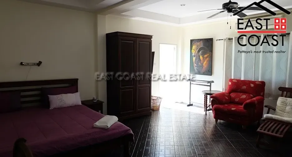 For rent and for sale 4 bedrooms house in Bang Lamung, Chonburi
