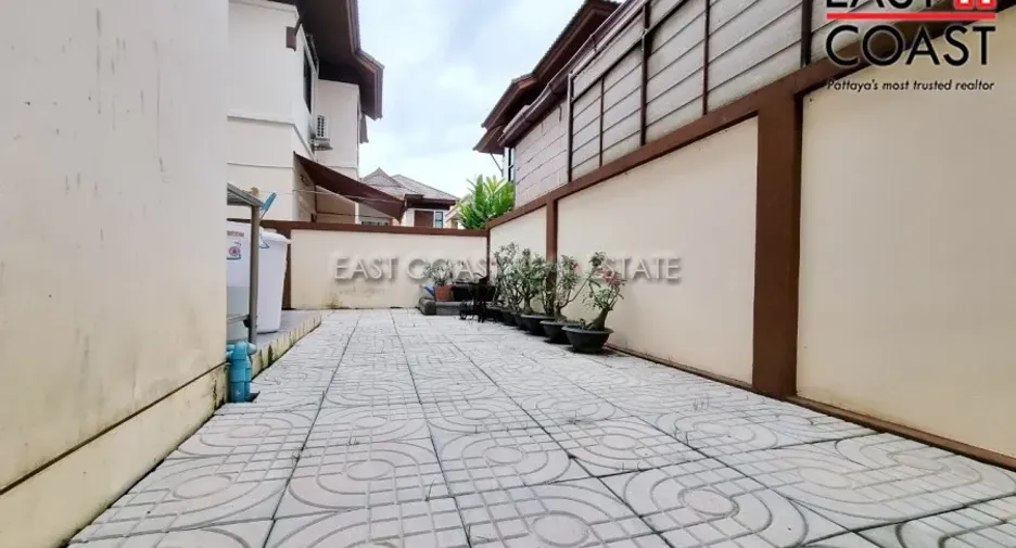 For rent そして for sale 3 ベッドルーム house in Bang Lamung, Chonburi