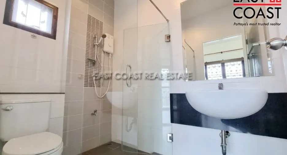 For rent そして for sale 3 ベッドルーム house in Bang Lamung, Chonburi