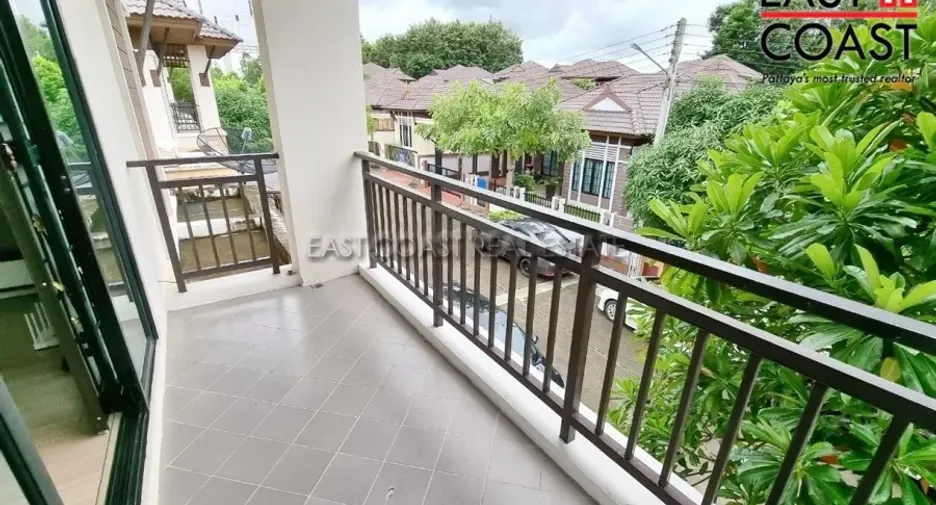 For rent そして for sale 3 ベッドルーム house in Bang Lamung, Chonburi