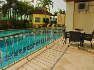 Wohnung zur Miete und zum Kauf mit 1 Zimmer in Bang Lamung, Chonburi