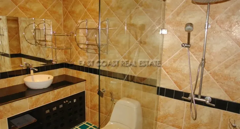 Wohnung zur Miete und zum Kauf mit 1 Zimmer in Bang Lamung, Chonburi