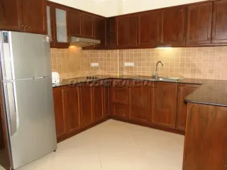 Wohnung zur Miete und zum Kauf mit 1 Zimmer in Bang Lamung, Chonburi