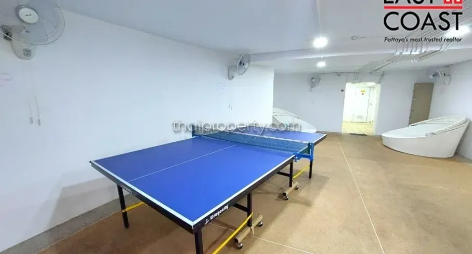 For rent and for sale 1 bed condo in Bang Lamung, Chonburi