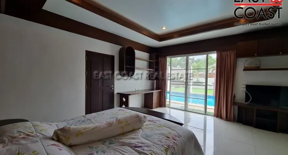 For rent and for sale 4 bedrooms house in Huay Yai, Pattaya