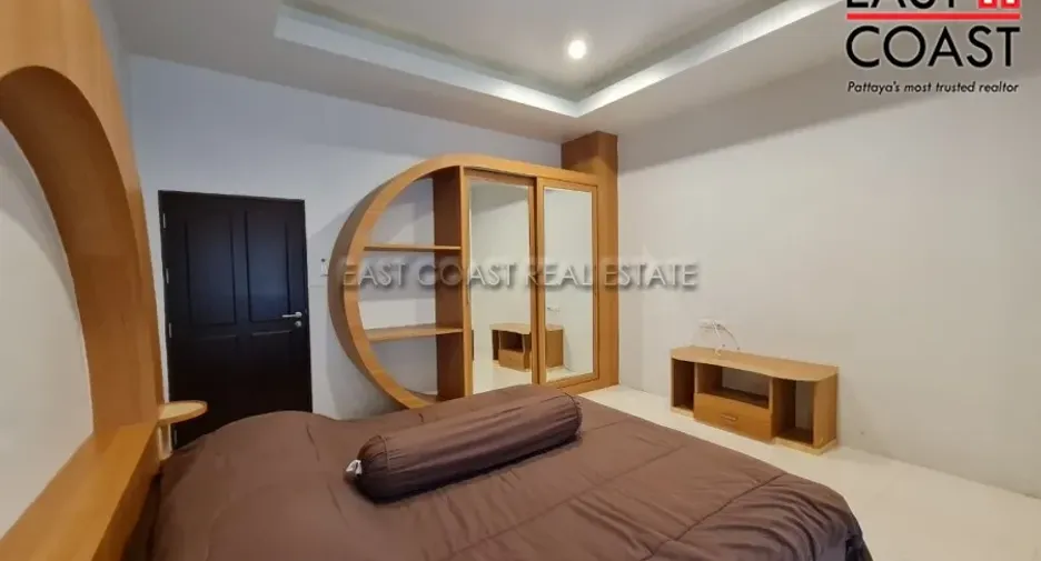 For rent and for sale 4 bedrooms house in Huay Yai, Pattaya