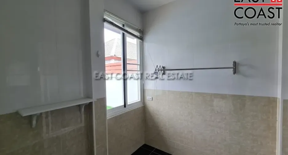 For rent and for sale 4 bedrooms house in Huay Yai, Pattaya