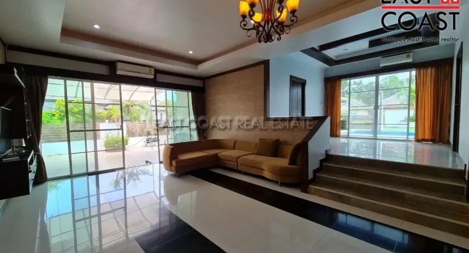 For rent and for sale 4 bedrooms house in Huay Yai, Pattaya