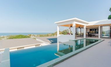 À vendre 4 chambres villa à Ko Samui, Surat Thani