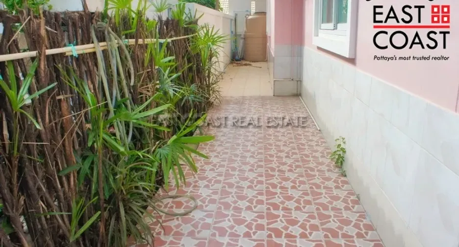 For rent and for sale 2 bedrooms house in Bang Lamung, Chonburi