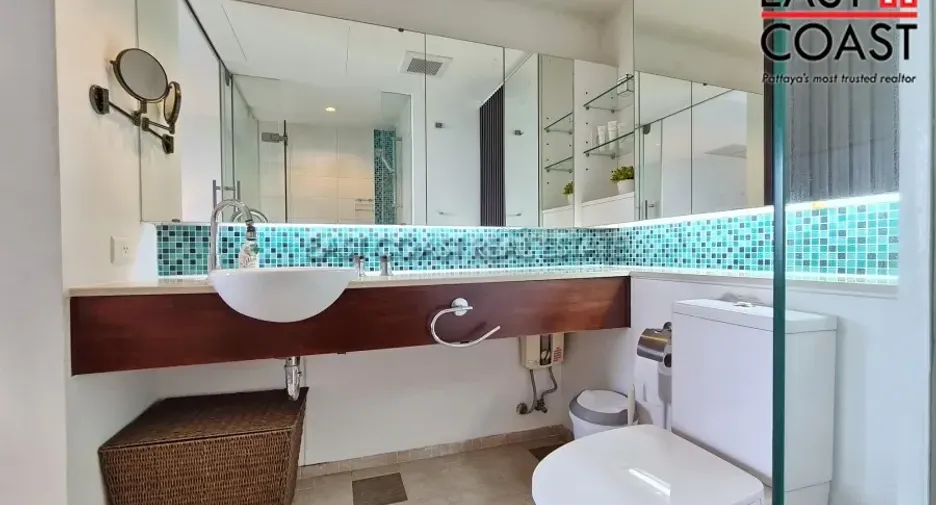 For rent and for sale 2 bedrooms condo in Bang Lamung, Chonburi