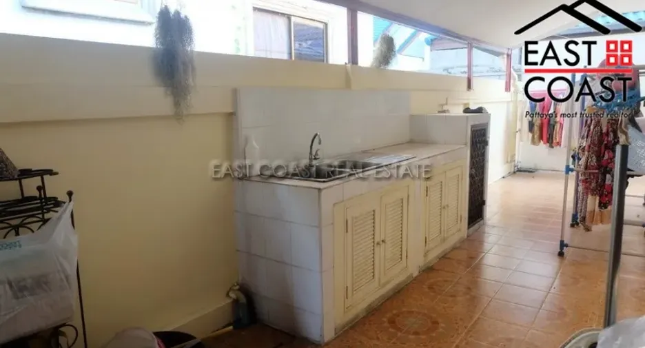 For rent and for sale 3 bedrooms house in Bang Lamung, Chonburi