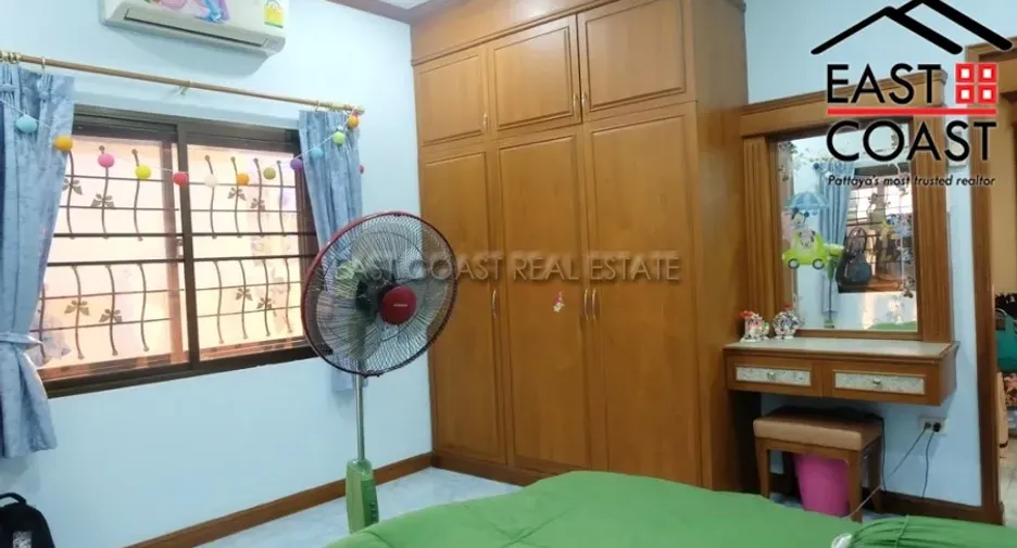 For rent and for sale 3 bedrooms house in Bang Lamung, Chonburi
