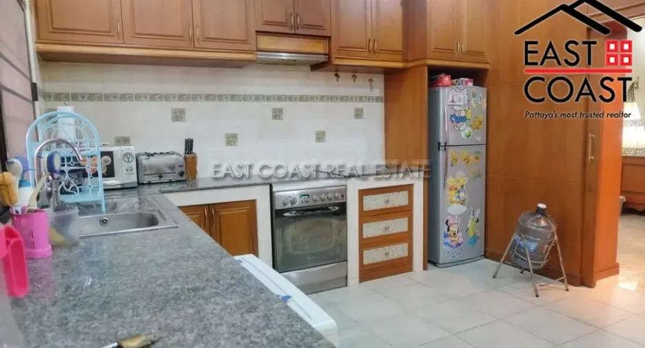 For rent and for sale 3 bedrooms house in Bang Lamung, Chonburi