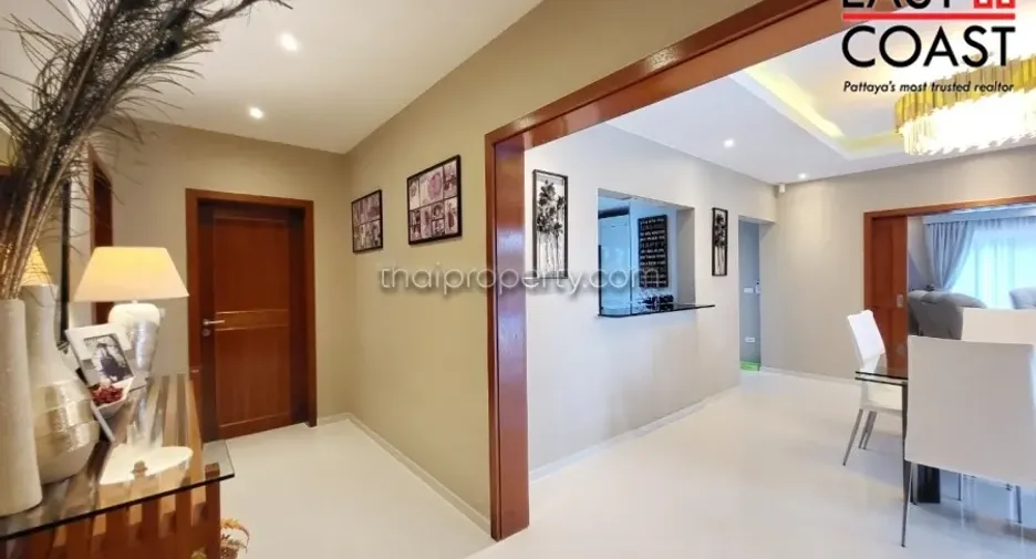 For rent そして for sale 3 ベッドルーム house in Bang Lamung, Chonburi