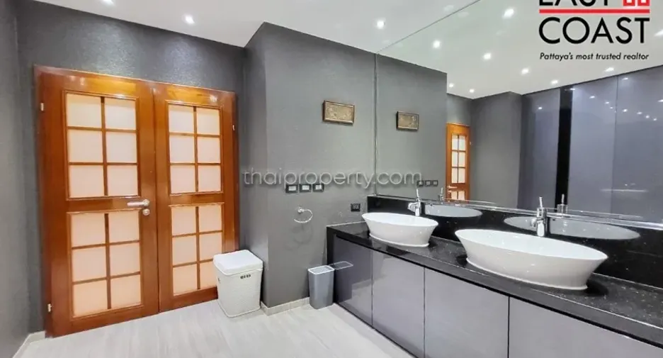 For rent そして for sale 3 ベッドルーム house in Bang Lamung, Chonburi