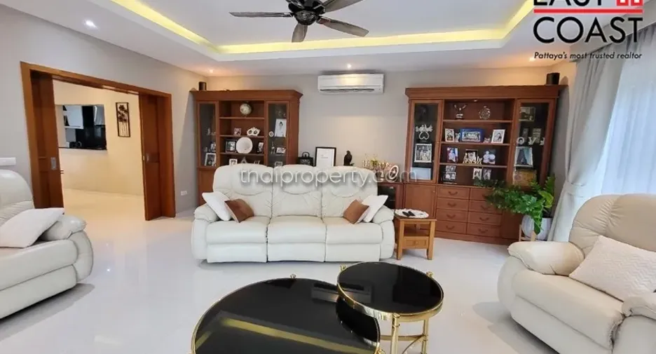 For rent そして for sale 3 ベッドルーム house in Bang Lamung, Chonburi