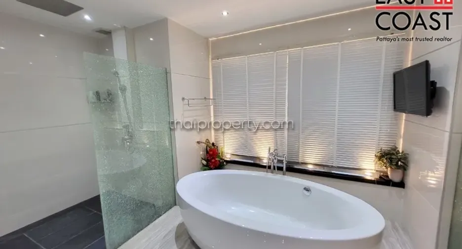 For rent そして for sale 3 ベッドルーム house in Bang Lamung, Chonburi