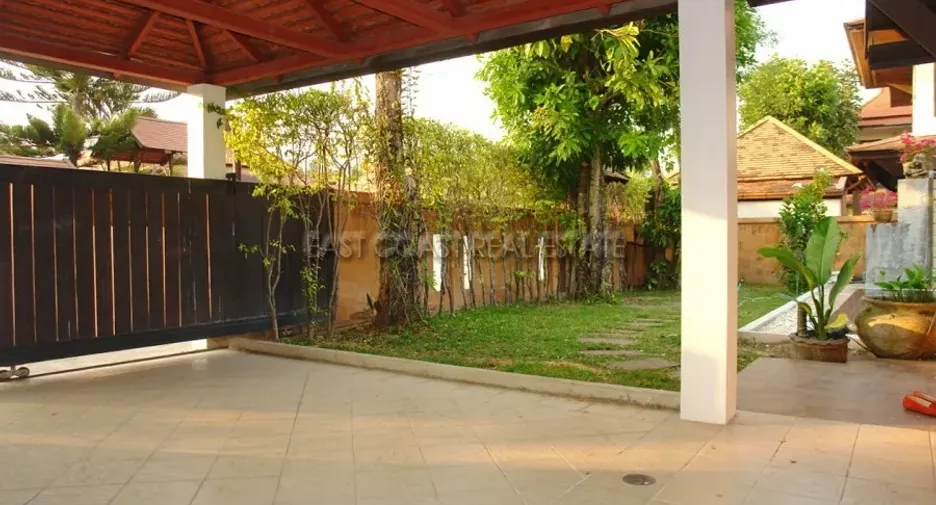 For rent そして for sale 2 ベッドルーム house in Bang Lamung, Chonburi