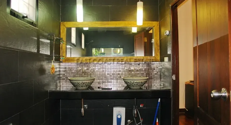 For rent そして for sale 2 ベッドルーム house in Bang Lamung, Chonburi